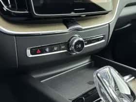 Volvo XC60 (2025) thumbnail 34