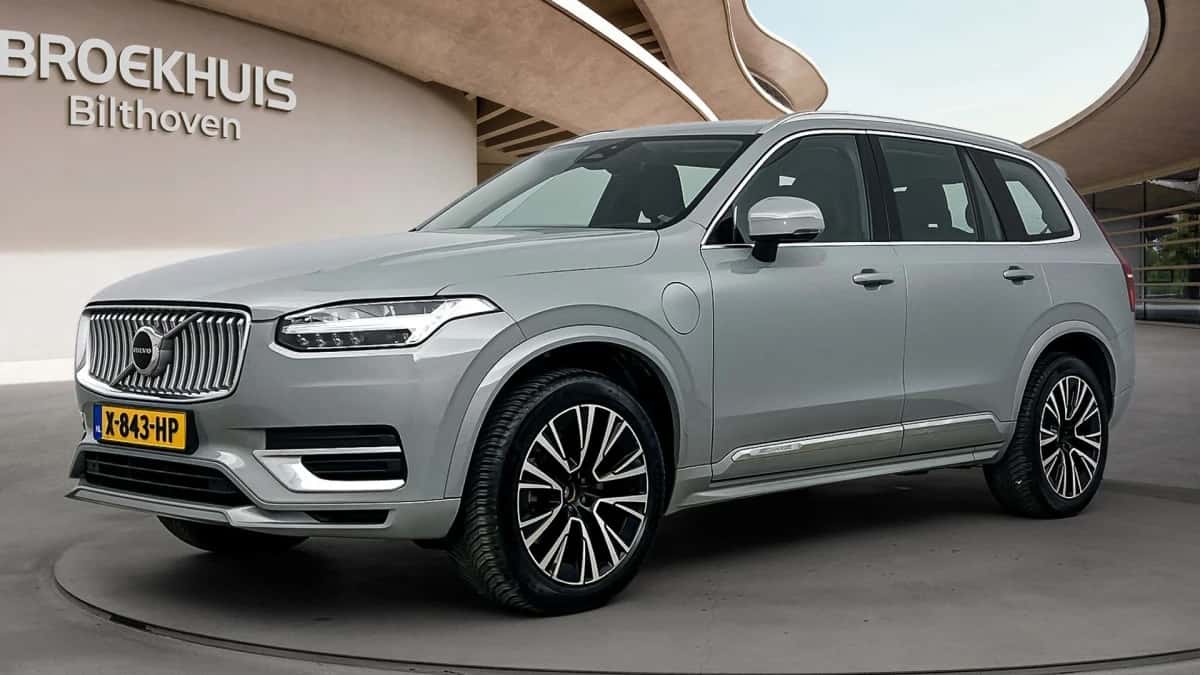 Volvo XC90 (2023) — foto 1
