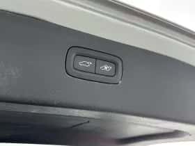 Volvo XC90 (2023) thumbnail 23