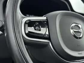 Volvo XC60 (2021) thumbnail 11