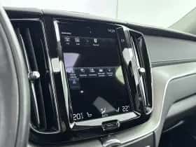 Volvo XC60 (2021) thumbnail 15