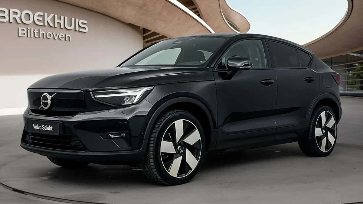 Volvo C40 (2022) — foto 1