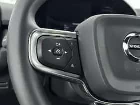 Volvo C40 (2022) thumbnail 11