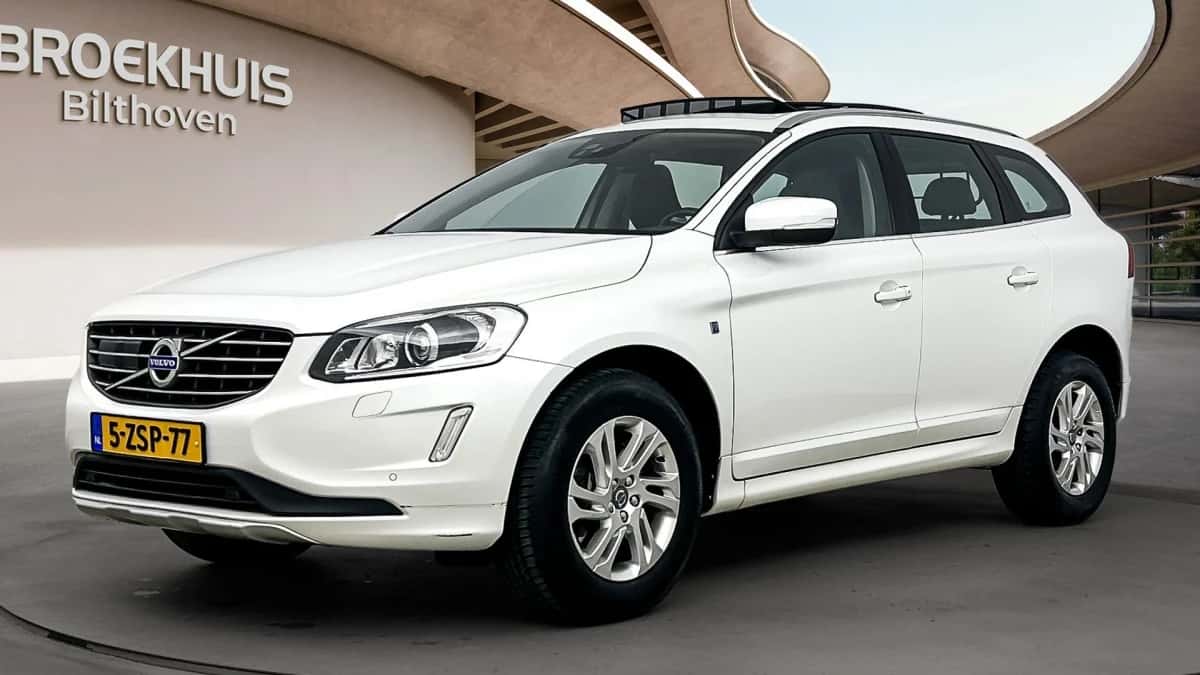 Volvo XC60 (2015) — foto 1
