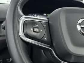 Volvo XC40 (2023) thumbnail 11