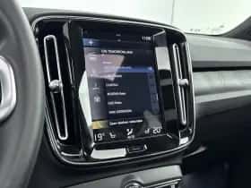 Volvo XC40 (2023) thumbnail 12