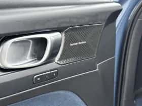 Volvo XC40 (2023) thumbnail 13
