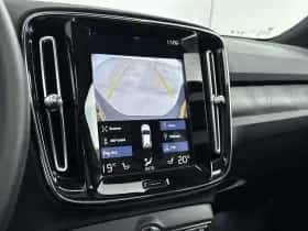 Volvo XC40 (2023) thumbnail 14
