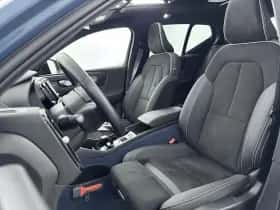 Volvo XC40 (2023) thumbnail 33