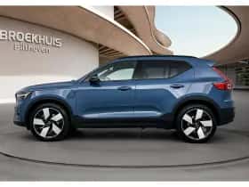 Volvo XC40 (2023) thumbnail 8