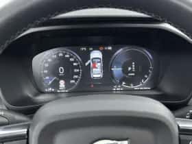 Volvo XC40 (2023) thumbnail 10