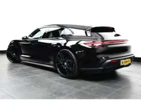 Porsche Taycan (2022) thumbnail 5