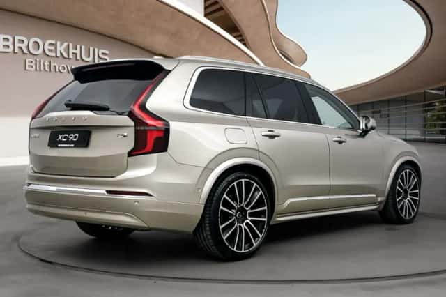 Volvo XC90 (2026) thumbnail 3