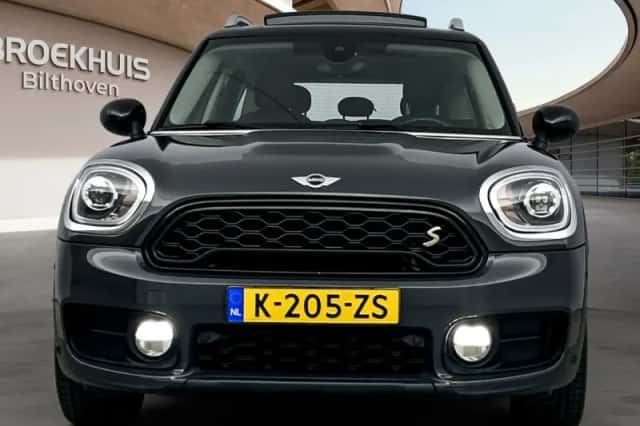 MINI Countryman (2018) thumbnail 6