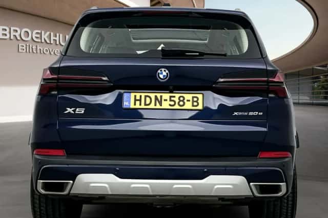 BMW X5 (2025) thumbnail 5