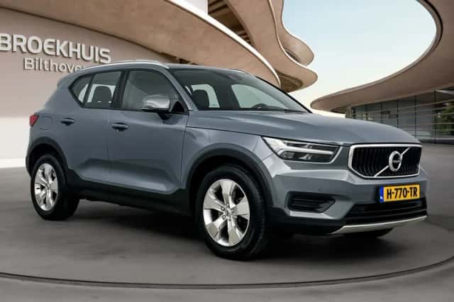 Volvo XC40 (2020) thumbnail 3