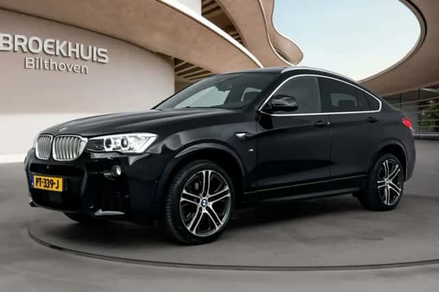 BMW X4 (2017) thumbnail 1