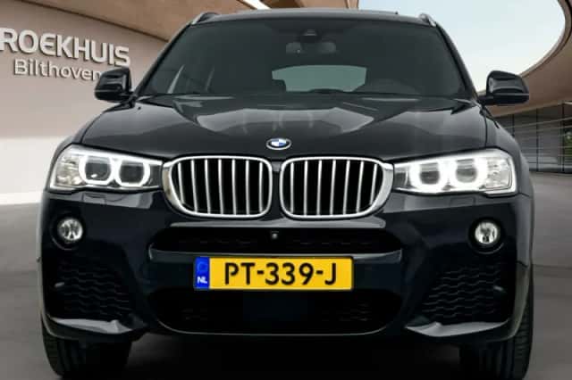 BMW X4 (2017) thumbnail 5