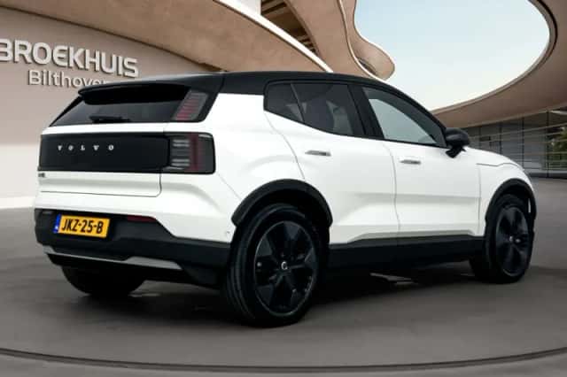 Volvo EX30 (2025) thumbnail 6