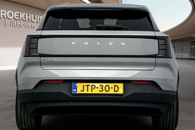 Volvo EX30 (2026) thumbnail 6