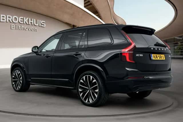 Volvo XC90 (2025) thumbnail 5