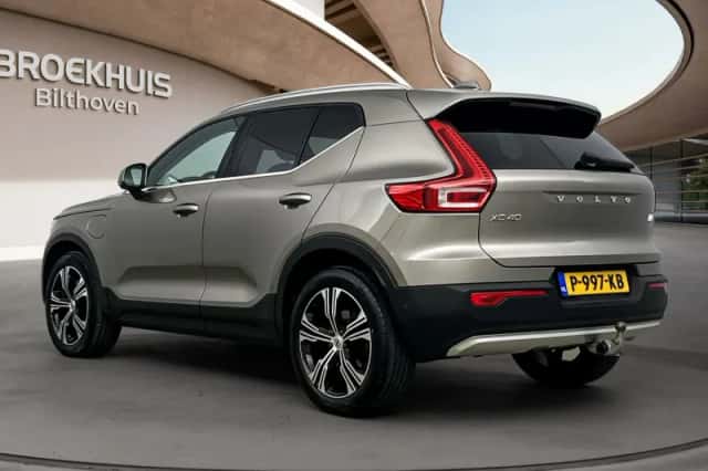 Volvo XC40 (2022) thumbnail 5