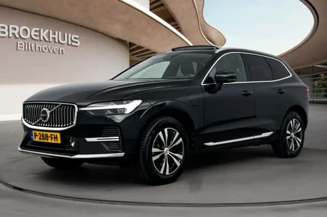 Volvo XC60 (2022) thumbnail 1