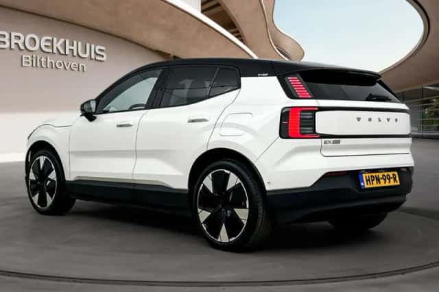 Volvo EX30 (2025) thumbnail 6