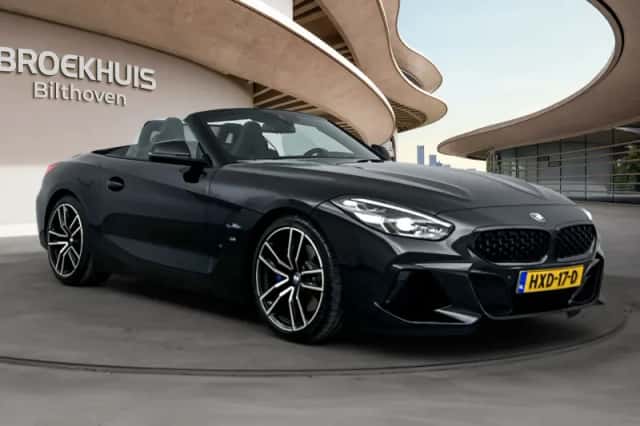 BMW Z4 (2022) thumbnail 2
