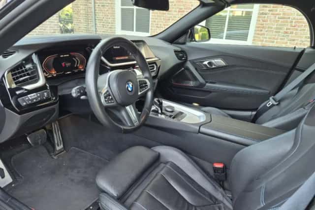 BMW Z4 (2022) thumbnail 2