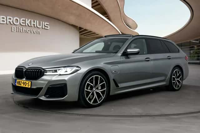 BMW 5-Serie (2024) thumbnail 1
