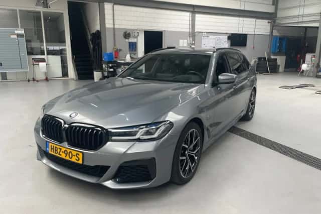 BMW 5-Serie (2024) thumbnail 2