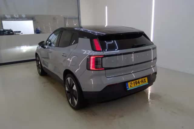 Volvo EX30 (2024) thumbnail 6