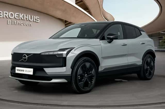 Volvo EX30 (2026) thumbnail 3