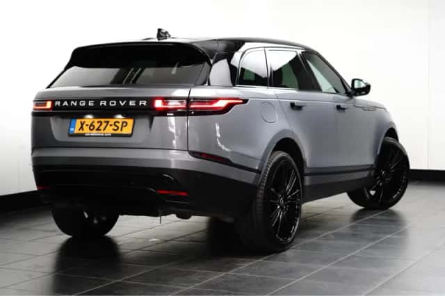 Land Rover Range Rover Velar (2024) thumbnail 4