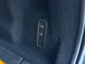 Volvo XC60 (2024) thumbnail 28
