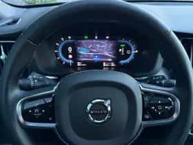 Volvo XC60 (2024) thumbnail 10