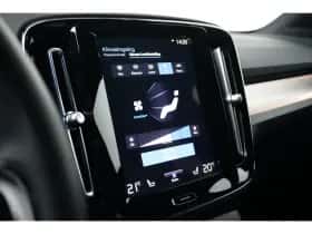 Volvo XC40 (2022) thumbnail 15