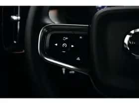 Volvo XC40 (2022) thumbnail 23