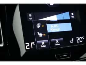 Volvo XC40 (2022) thumbnail 10