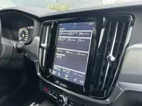 Volvo V90 (2016) thumbnail 22