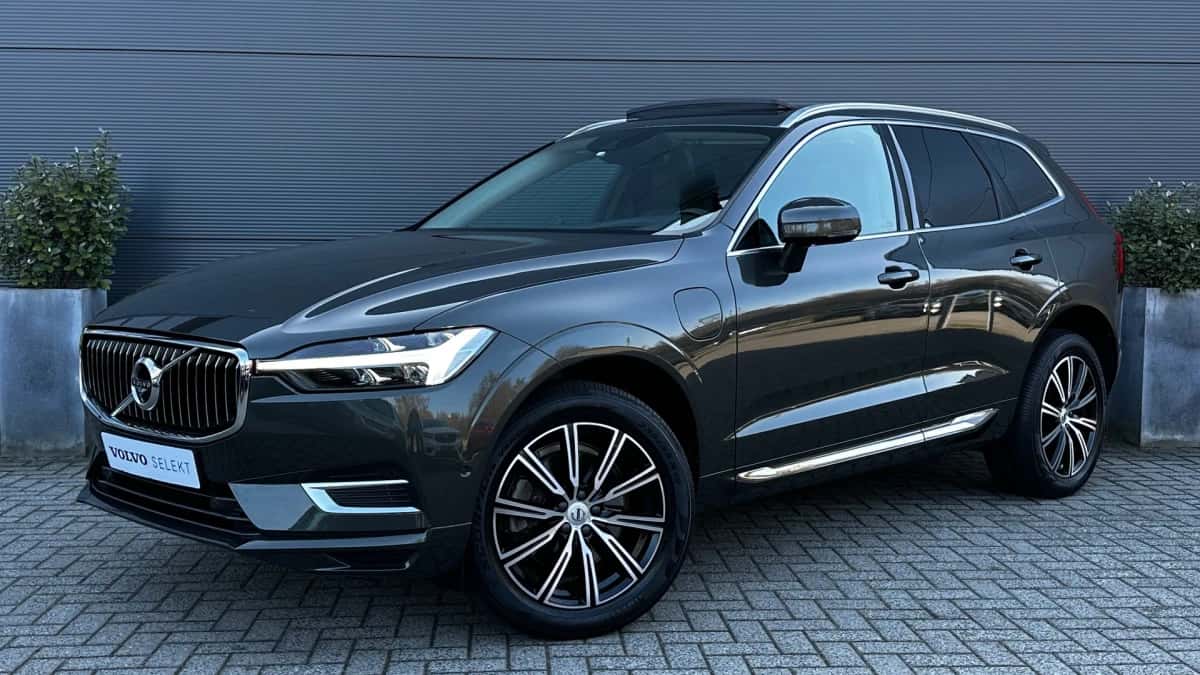Volvo XC60 (2021) — foto 1