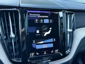 Volvo XC60 (2021) thumbnail 32