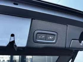 Volvo XC60 (2021) thumbnail 33