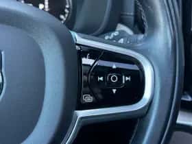Volvo XC60 (2021) thumbnail 48