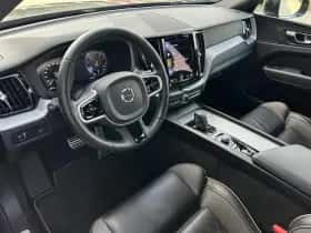 Volvo XC60 (2020) thumbnail 12