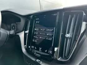 Volvo XC60 (2020) thumbnail 27