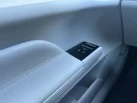 Volvo ES90 (2026) thumbnail 16