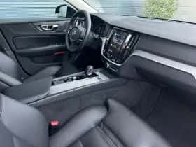 Volvo V60 (2023) thumbnail 28