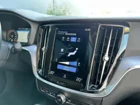 Volvo V60 (2021) thumbnail 24